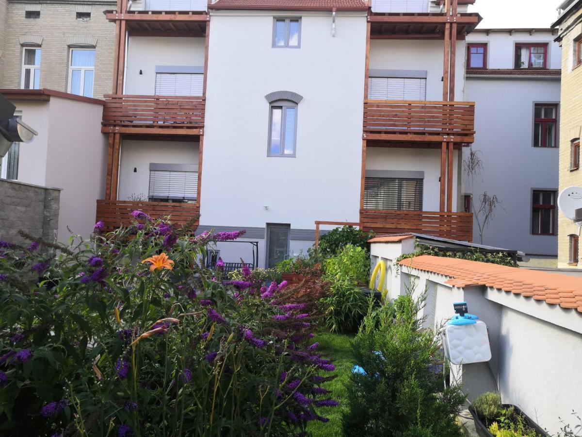 Znojmo Apartmany ภายนอก รูปภาพ